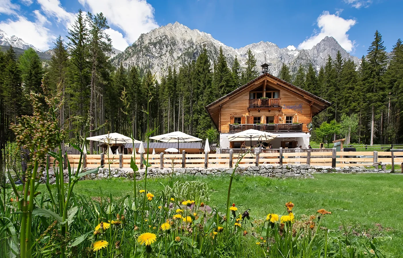 Cozy Mountain Chalet in Antholz | Balcony, Garden &amp; BBQ